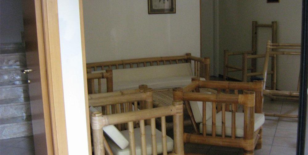 סניגליה Hotel Trieste מראה חיצוני תמונה